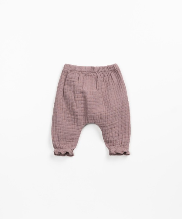 Woven trousers in organic cotton 