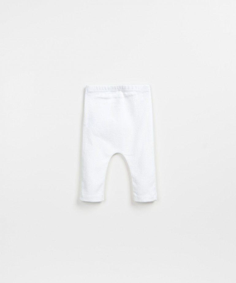 Leggings a tinta unita, in misto cotone biologico e cotone riciclato