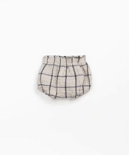 Shorts with checkered pattern