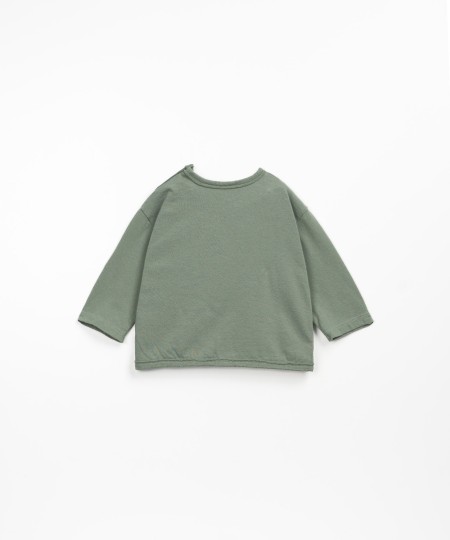 T-shirt avec phrase sur la poitrine