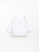 T-shirt with phrase on the chest