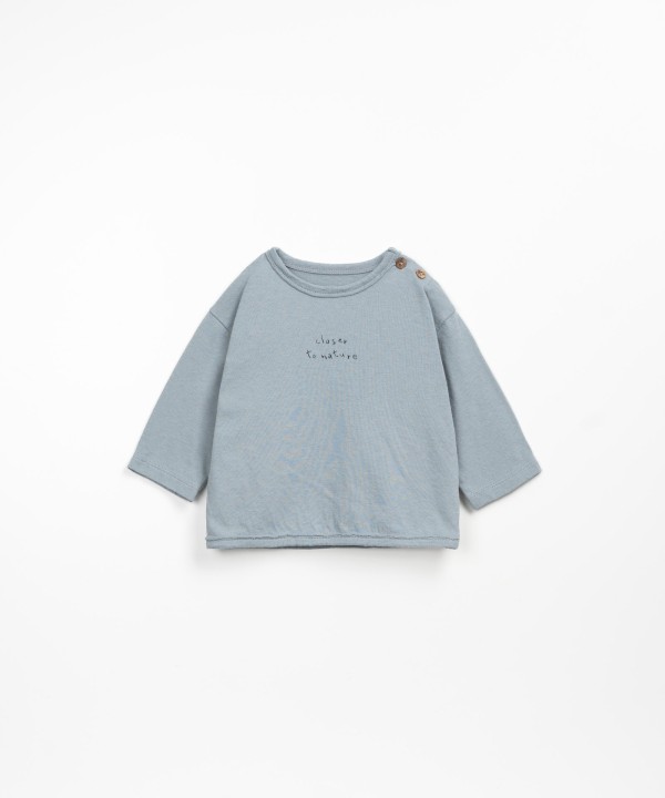 T-shirt with phrase on the chest