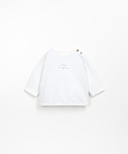 T-shirt with phrase on the chest