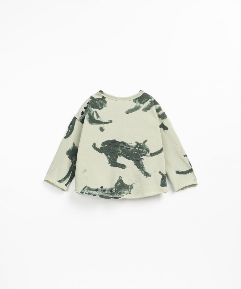 T-shirt con apertura sulla spalla