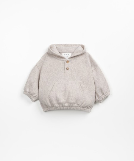 Sweater with Re(Play) yarn