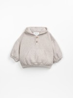 Sweater with Re(Play) yarn