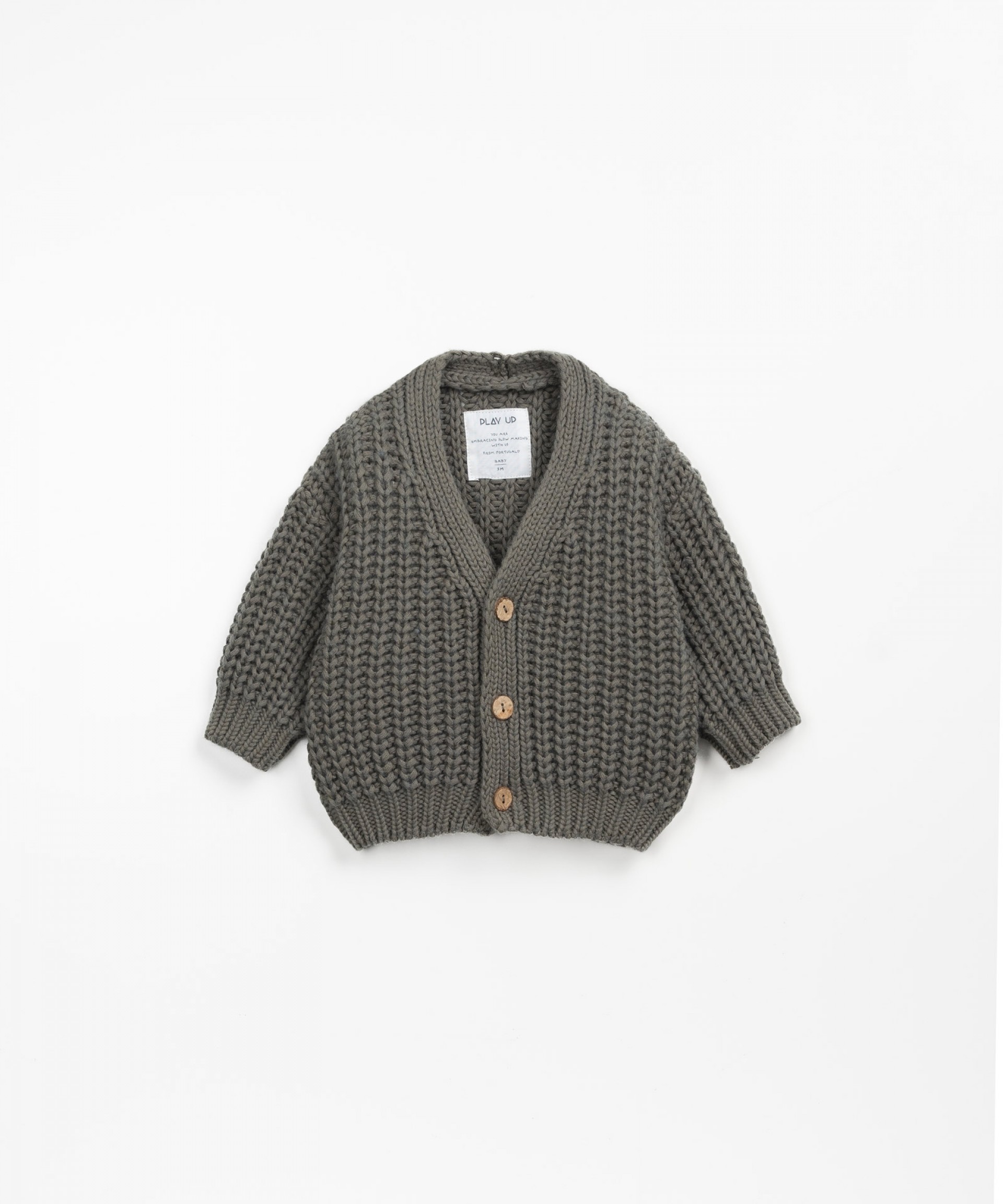 Knitted cardigan | Wooden Memories