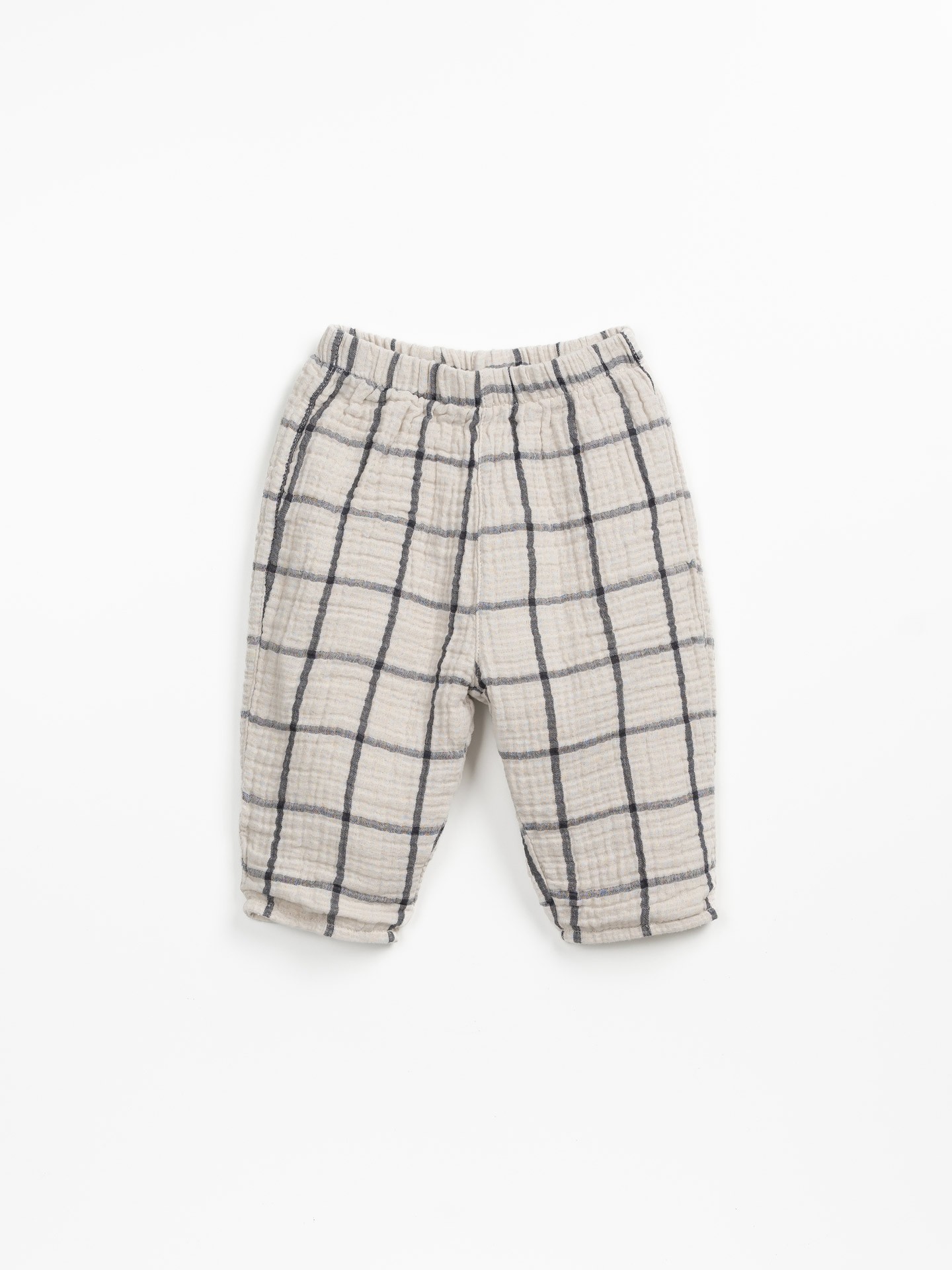 Calça com mistura de algodão orgânico e algodão reciclado