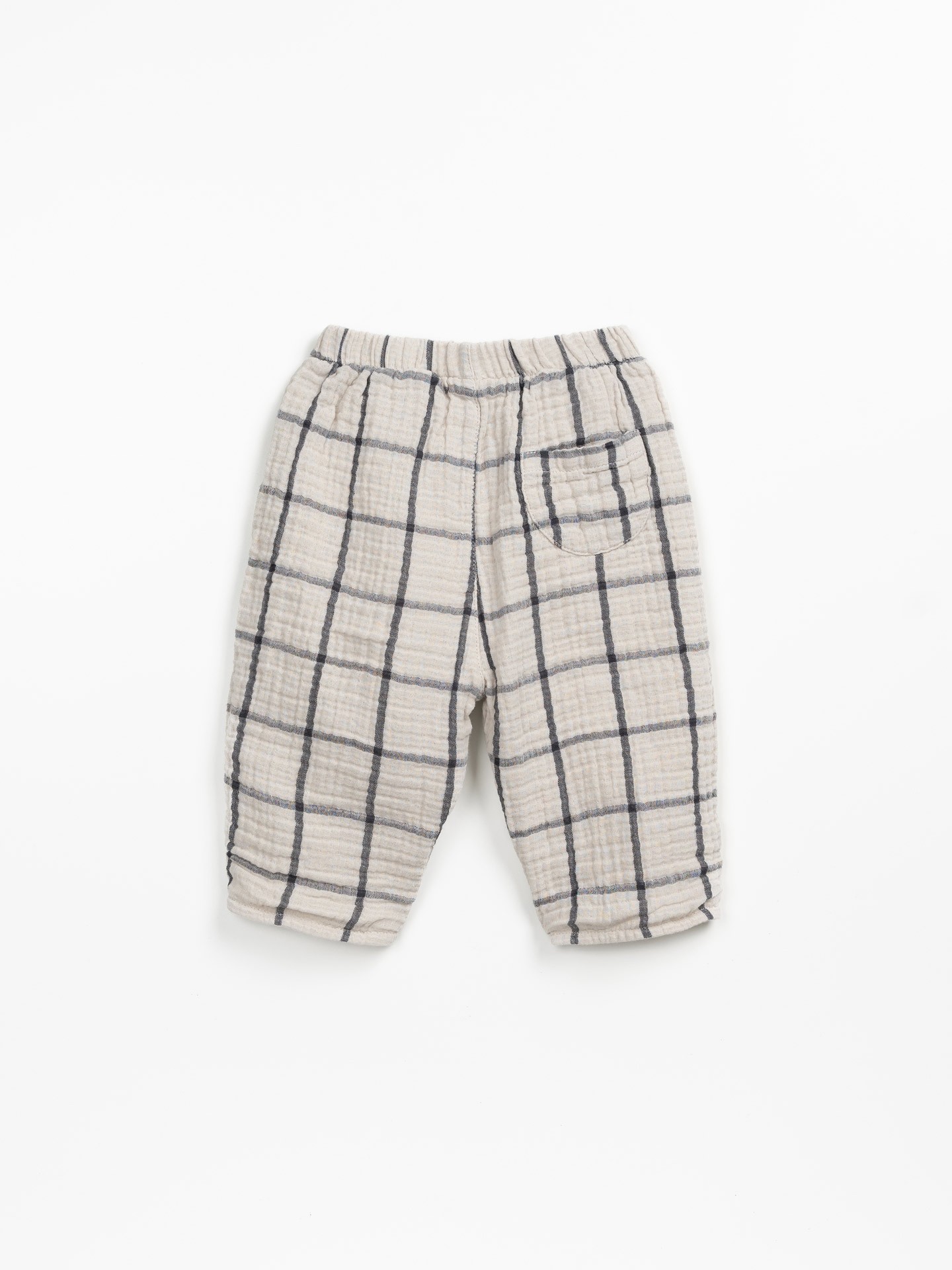 Calça com mistura de algodão orgânico e algodão reciclado