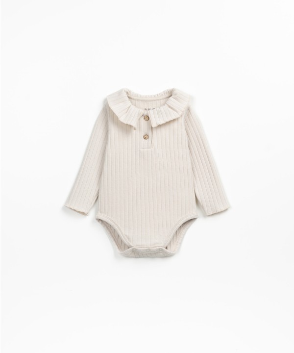 Body in misto fibre naturali e fibre riciclate