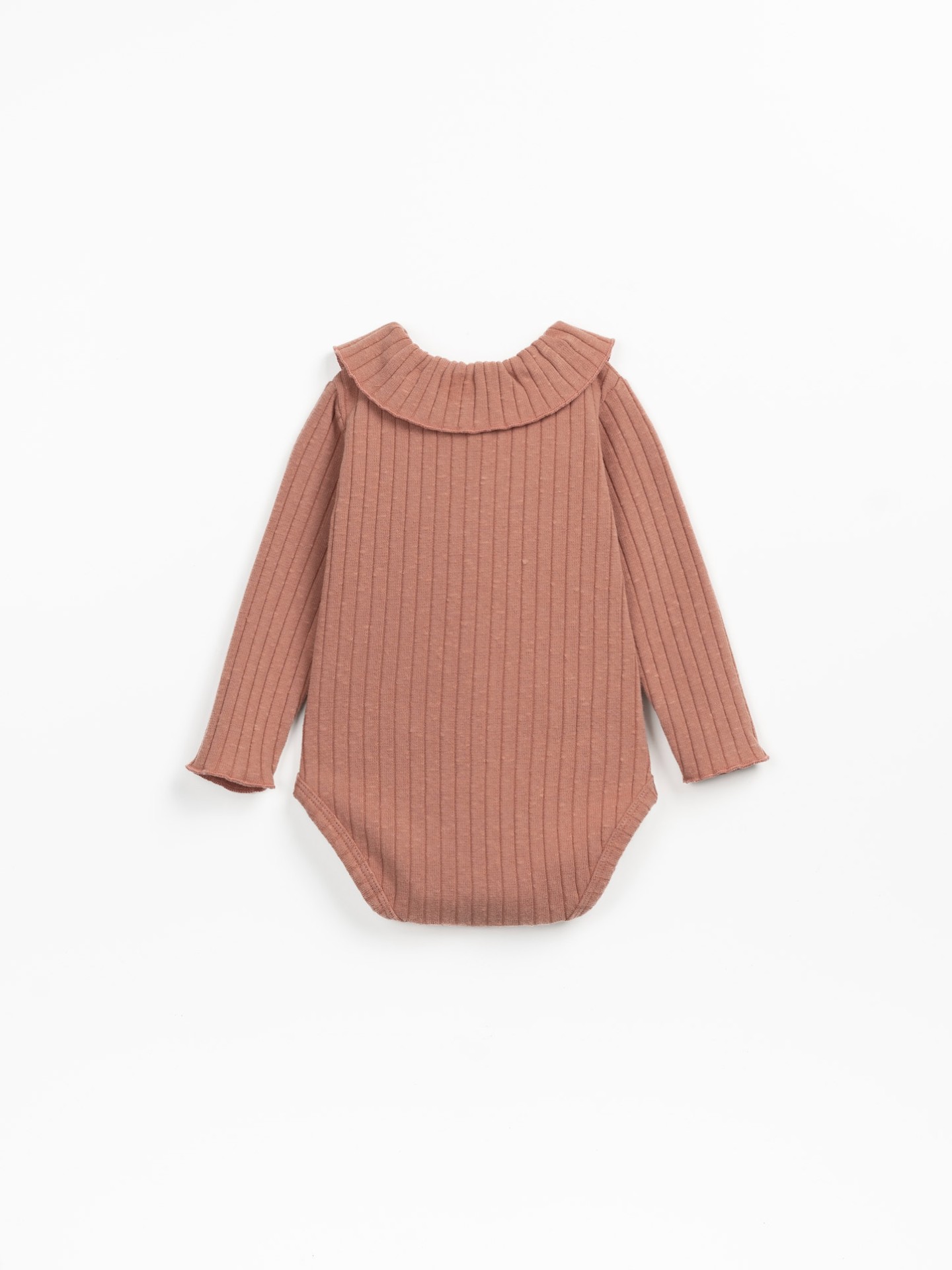 Body in misto fibre naturali e fibre riciclate