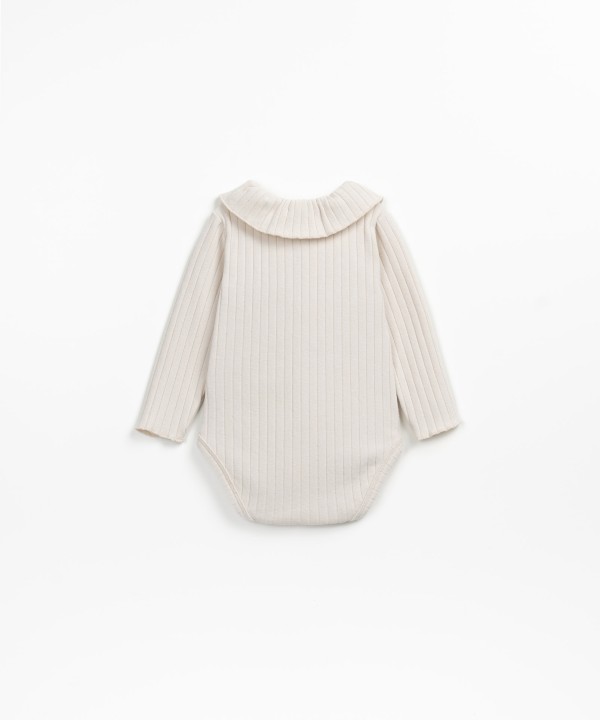 Body in misto fibre naturali e fibre riciclate