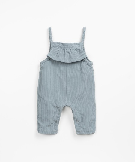 Salopette en velours c�tel� avec volant sur la poitrine