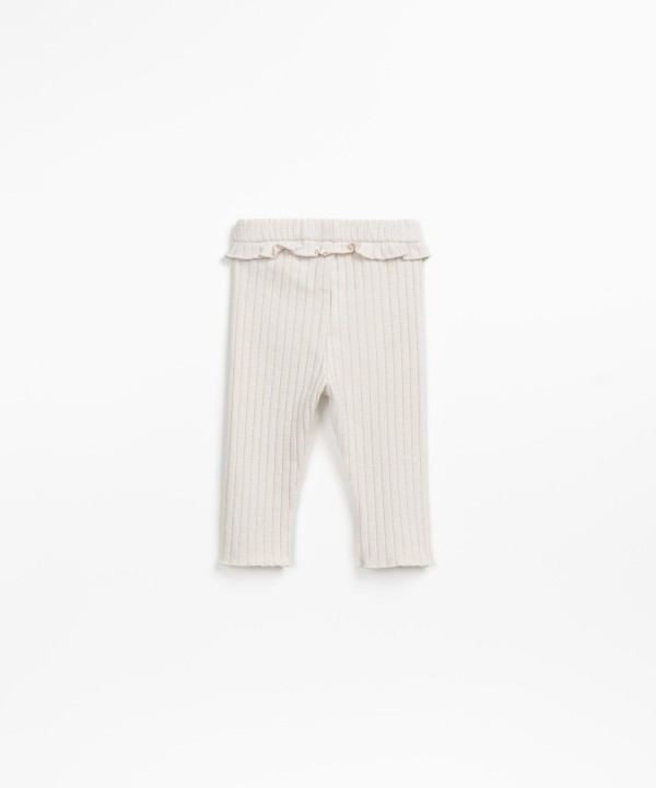 Leggings in a mixture of natural fibers and recycled fibers