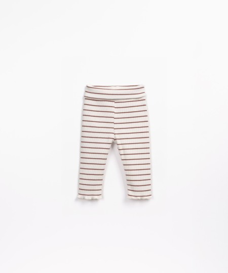 Leggings with stripes