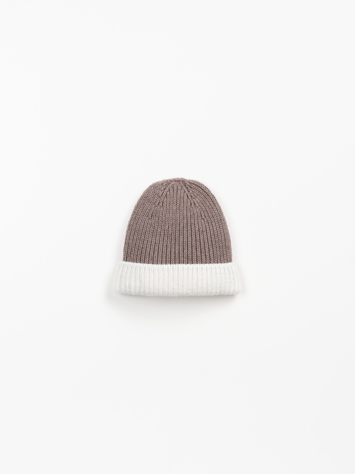 Knitted beanie