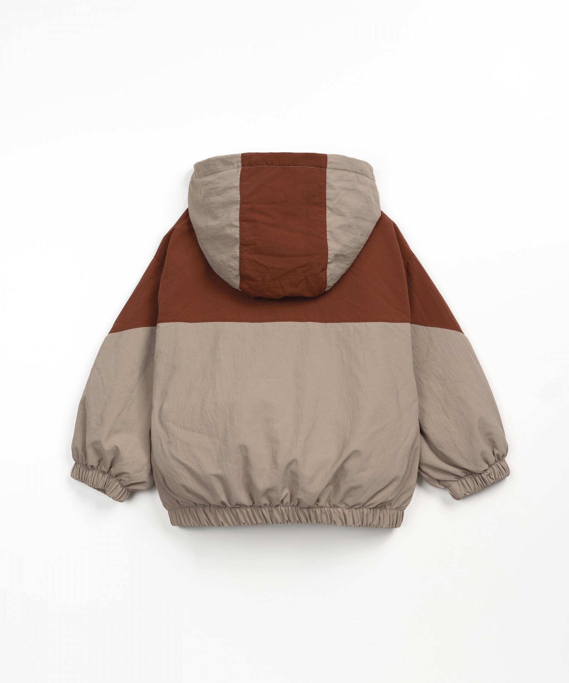 Chaqueta impermeable con bolsillos | Wooden Memories