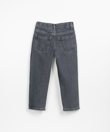 Denim jeans with adjustable waist