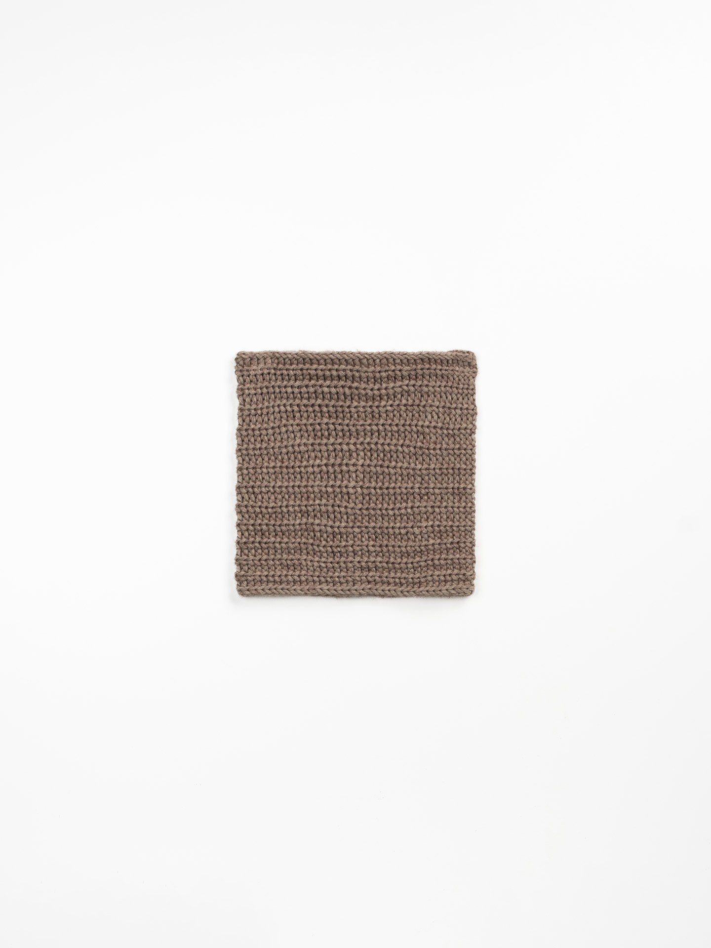 Knitted collar with wool