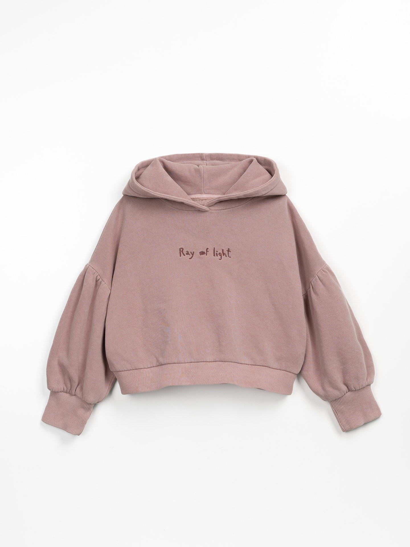 Camisola com ombros caídos