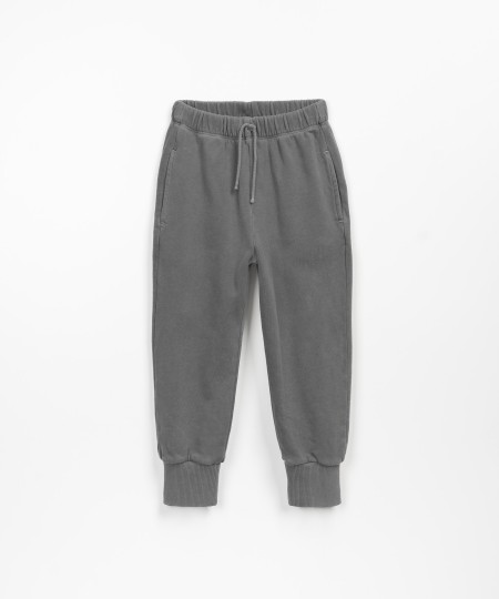 Cal�a de malha com tingimento natural