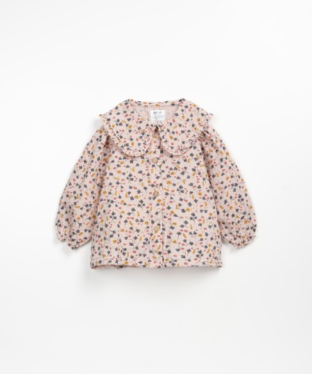 T�nica de tecido com bot�es de coco