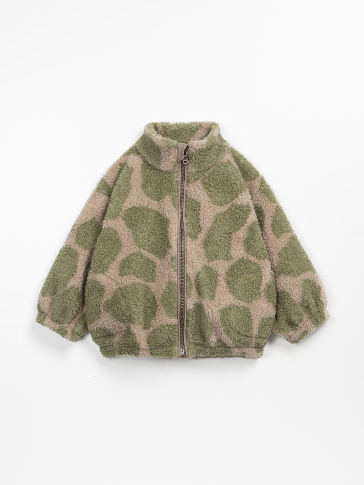 Chaqueta de pelo con fibras recicladas