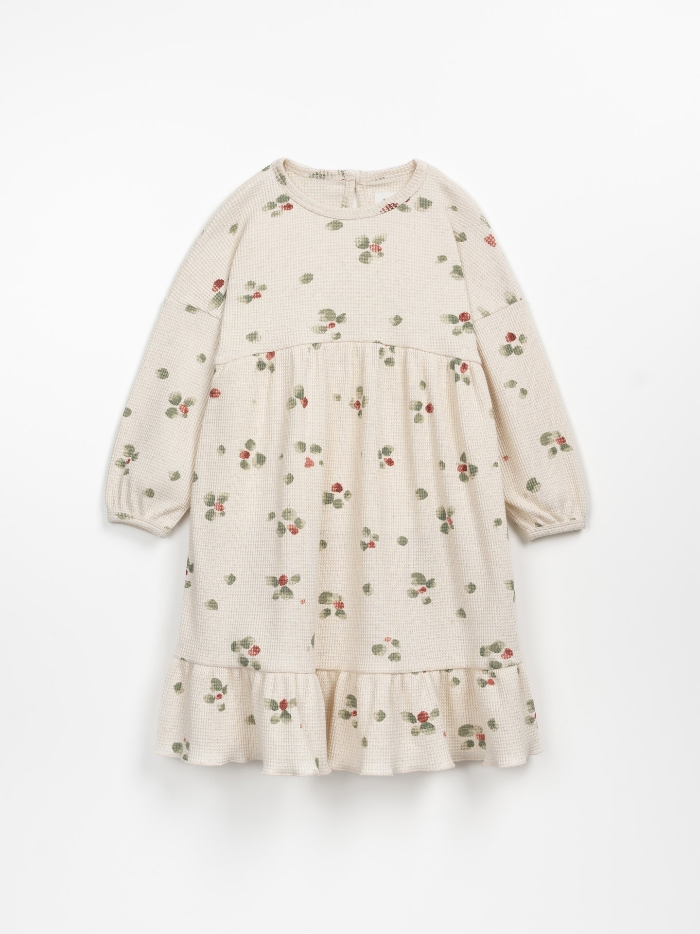 Vestido con volante en el bajo