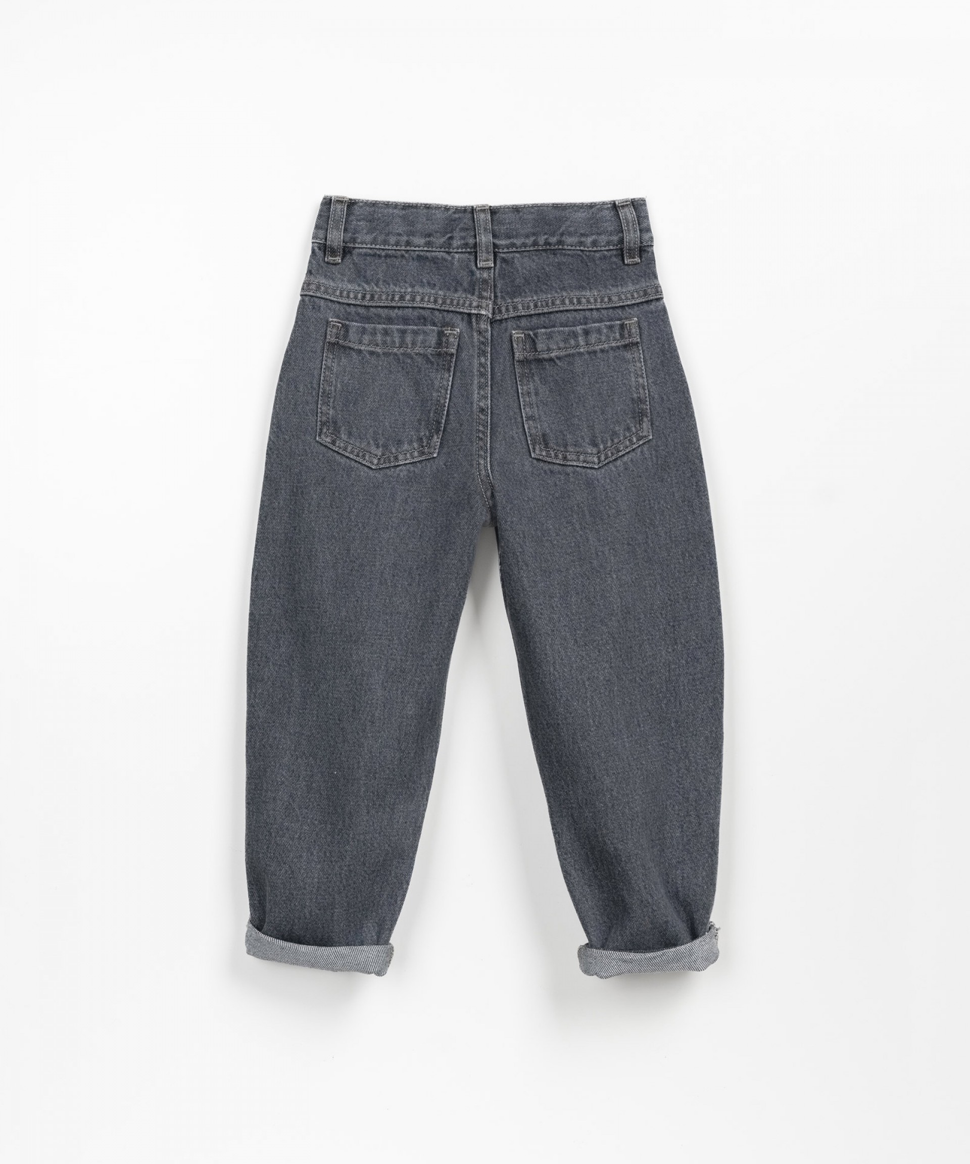 Denim pants with pleats | Wooden Memories