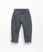 Denim pants with pleats | Wooden Memories