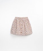 Skirt with decorative coconut buttons | Wooden Memories