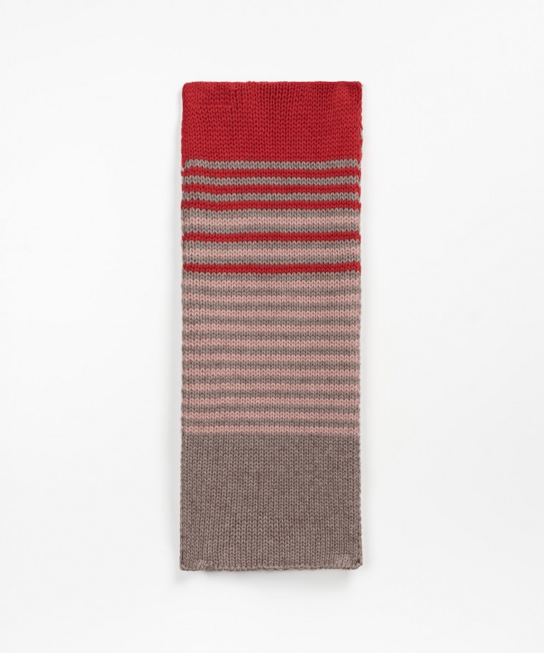 Knitted scarf in a mixture of cotton and wool 