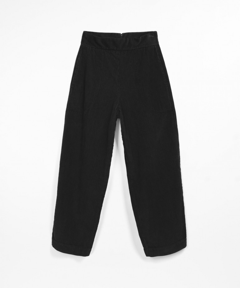 Corduroy pants with zip