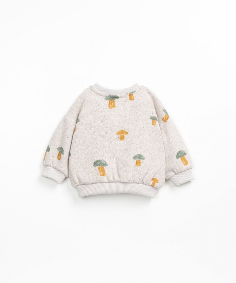 Maglia con stampa a funghi