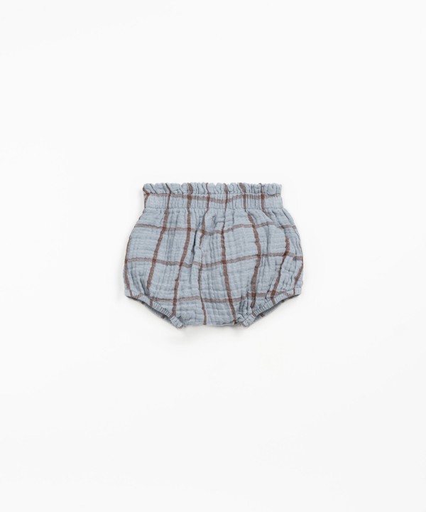 Shorts with checkered pattern