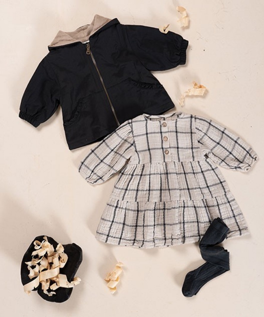 Vestido com padr�o xadrez