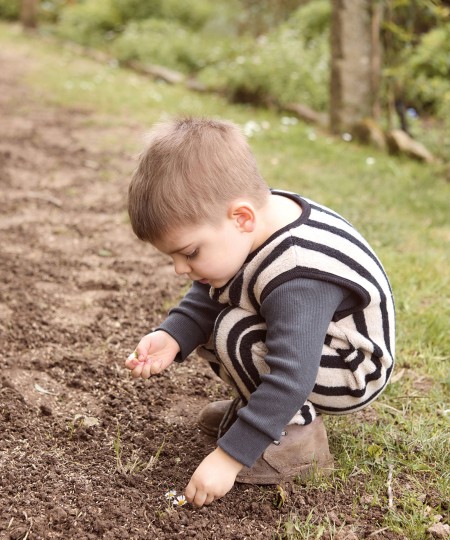 Mono de punto peluche con rayas
