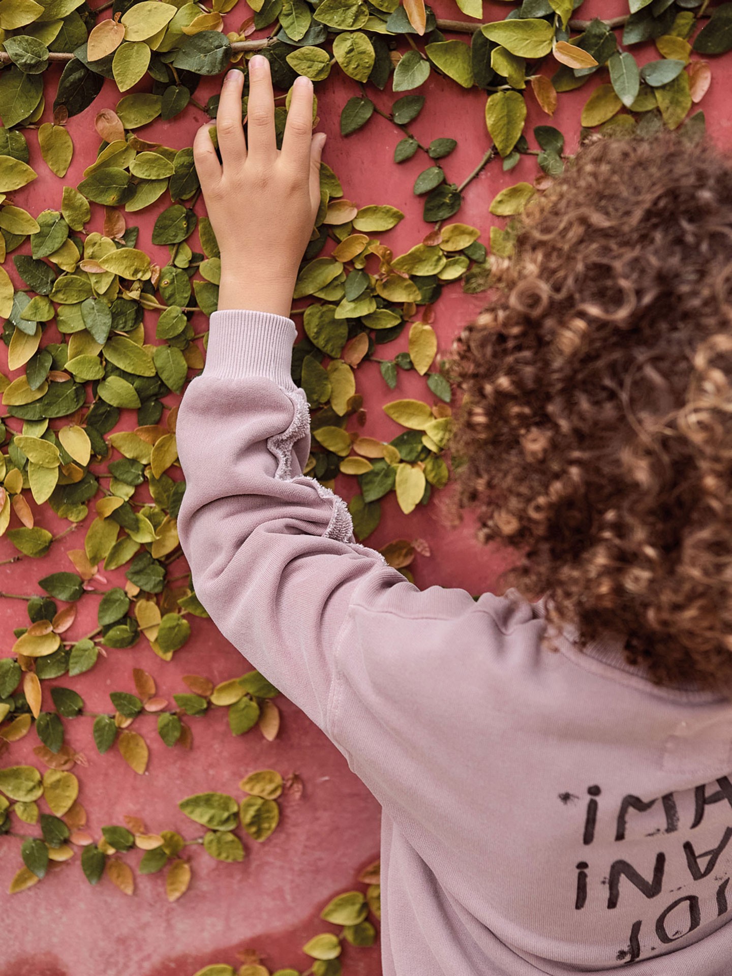 Jersey con dibujo en la espalda