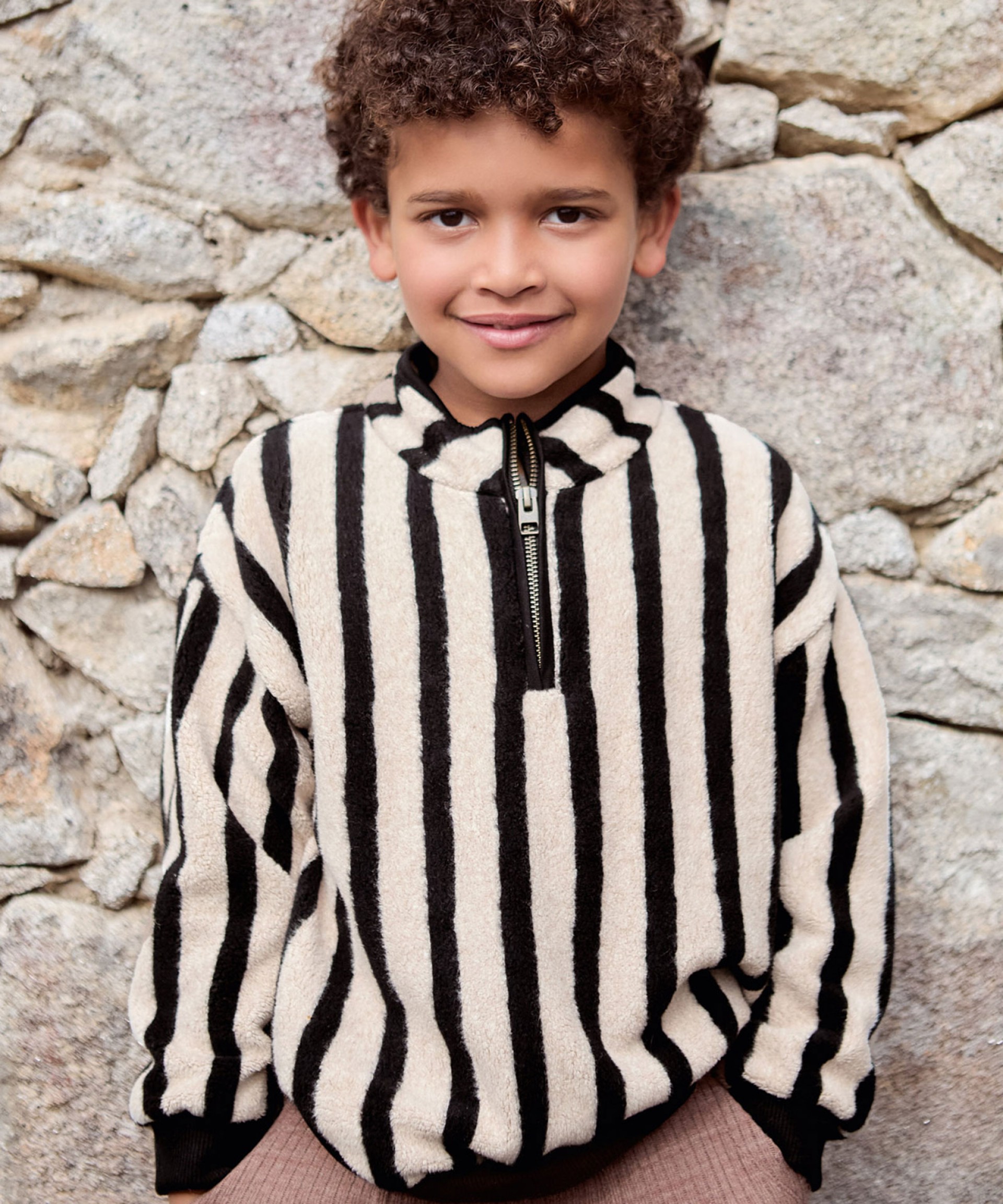 Boy s teddy sweater with vertical stripe pattern PlayUp