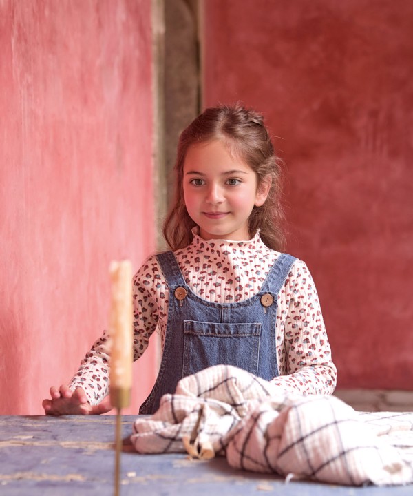 Mono vaquero con bolsillo