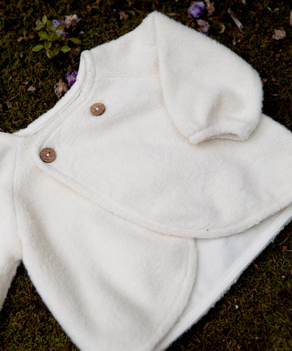 Fleece jacket with buttons