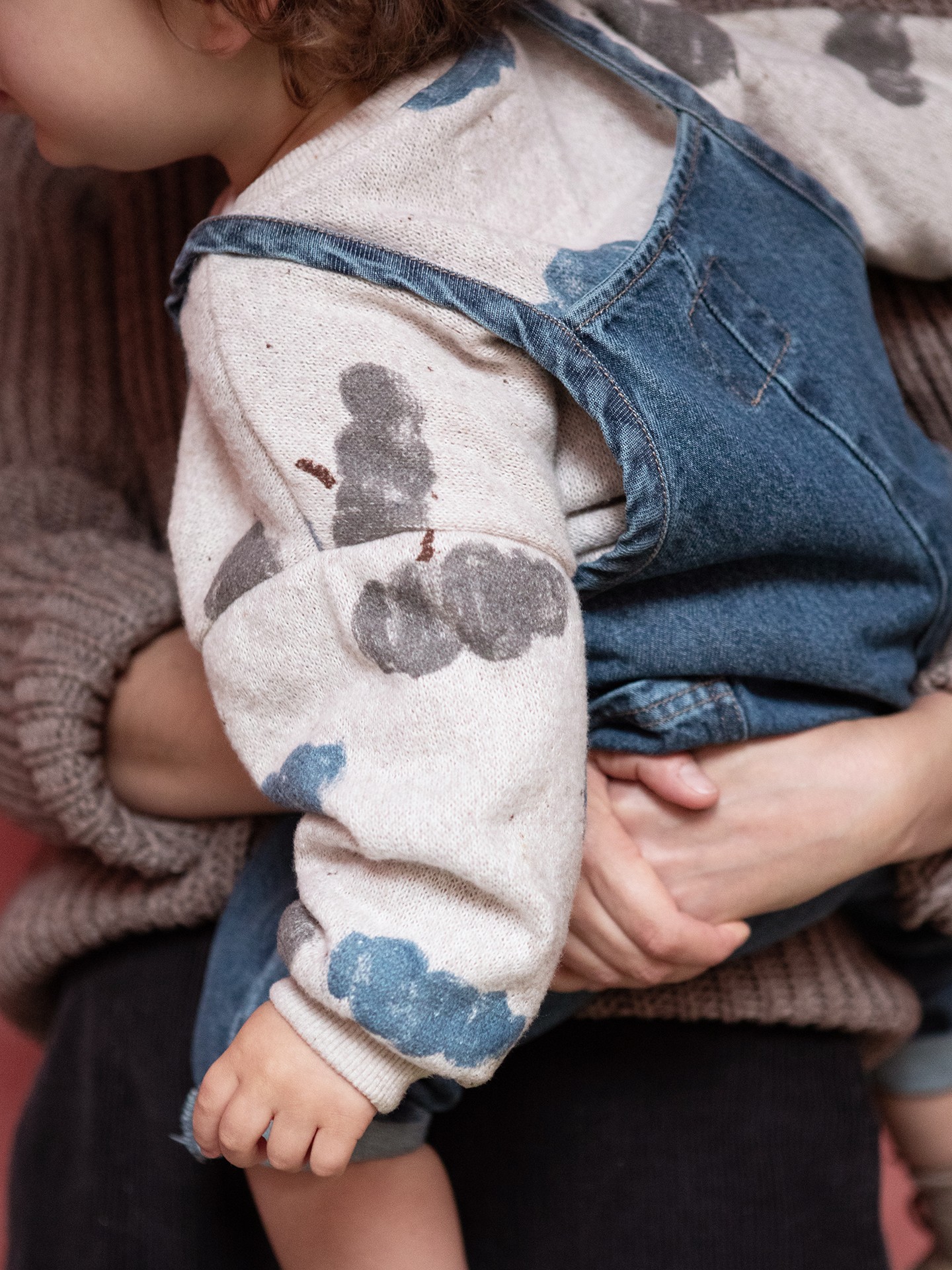 Sweater with cloud print