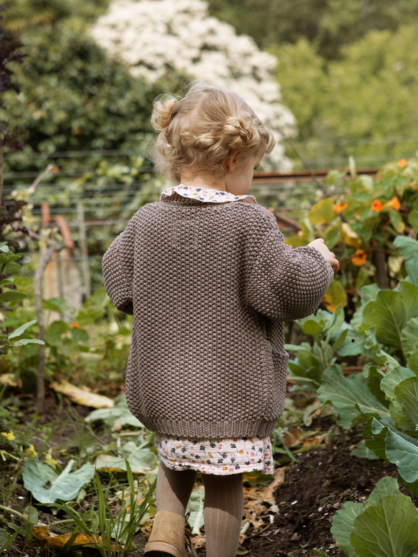 Robe en tissu avec imprimé fleuri