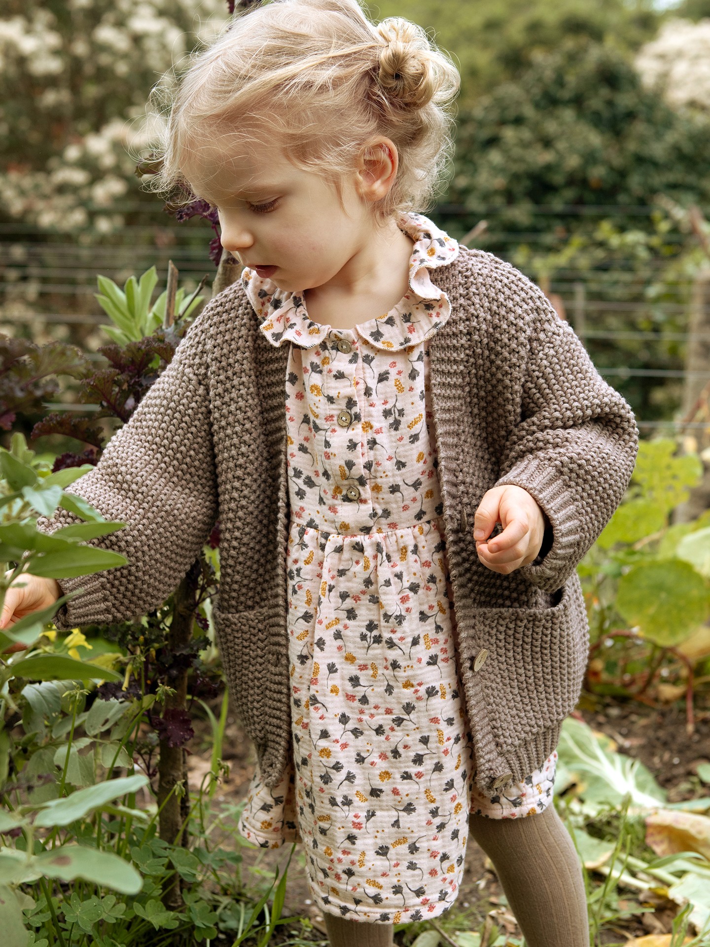 Robe en tissu avec imprimé fleuri