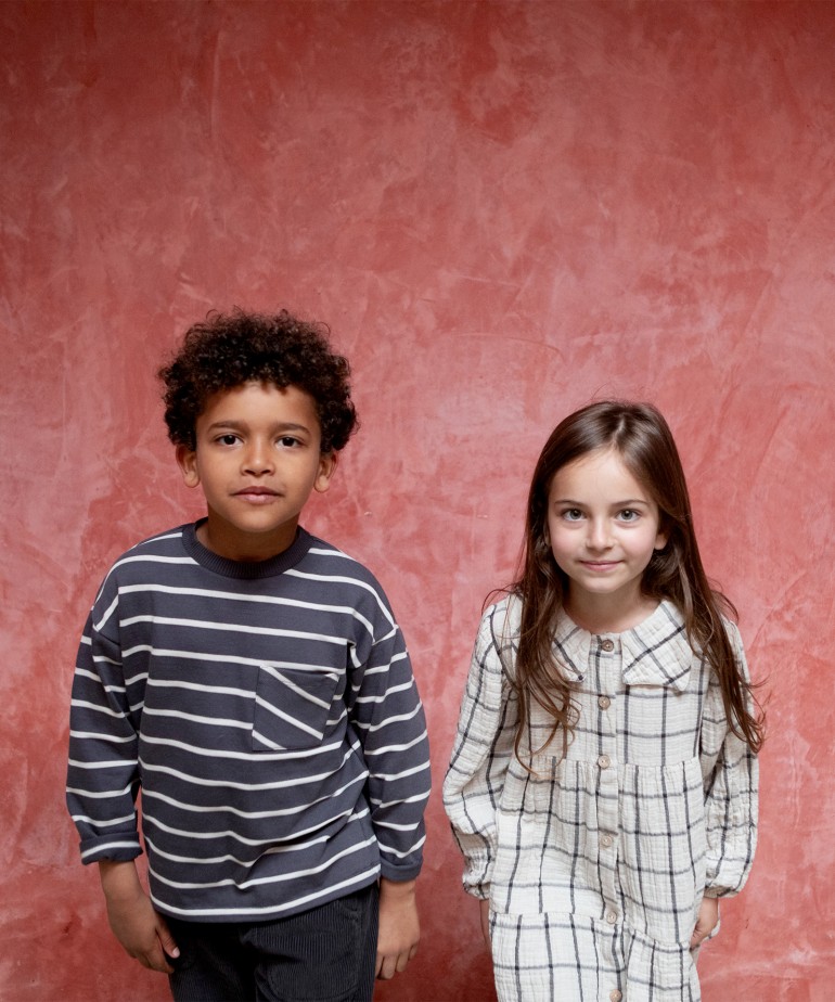 T-shirt a righe con tasca sul petto