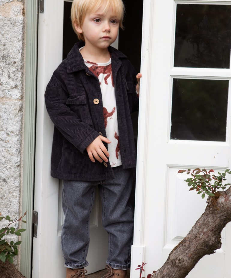 Corduroy shirt with coconut button opening