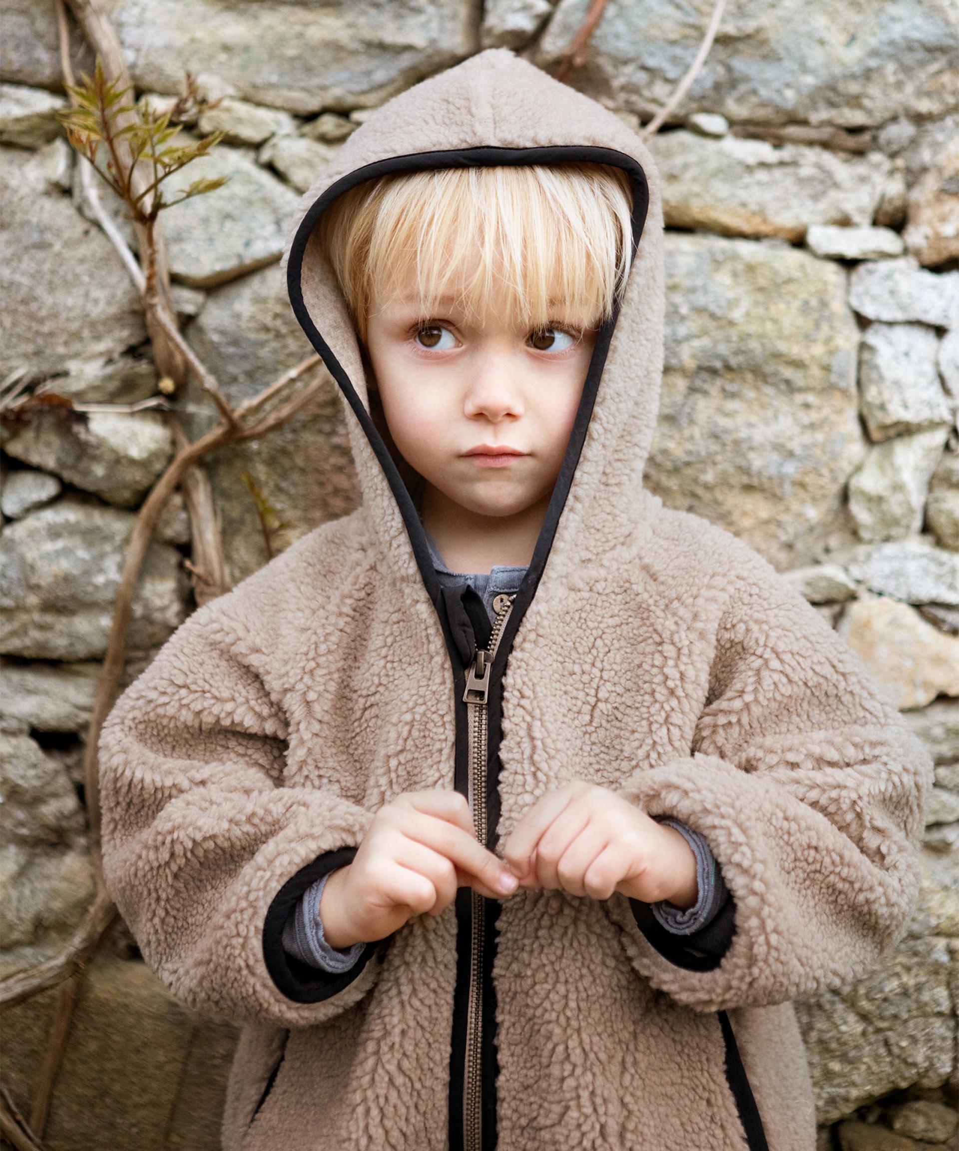 Plush jacket with hoodie | Wooden Memories