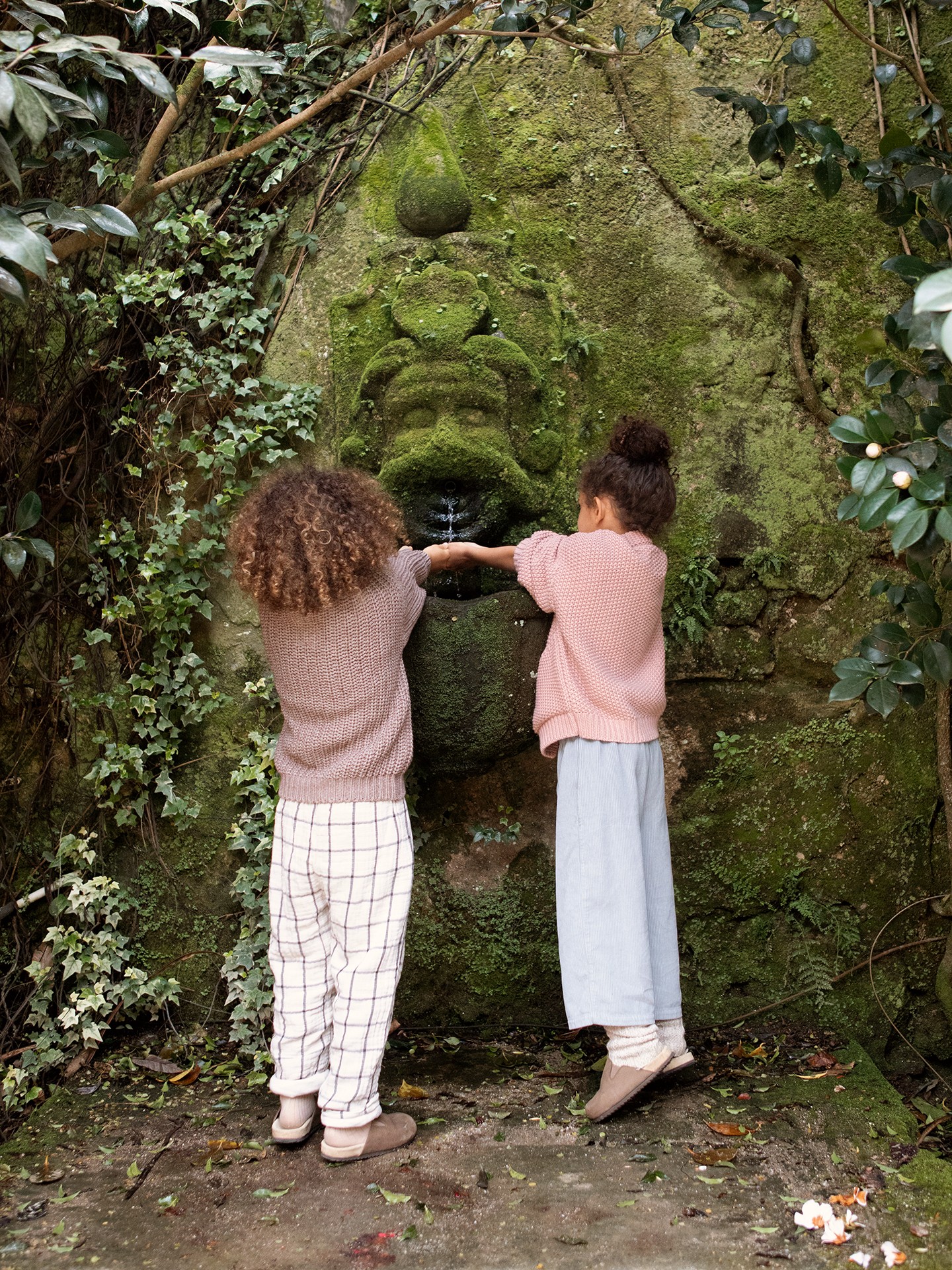 Pantaloni di tessuto con tasche