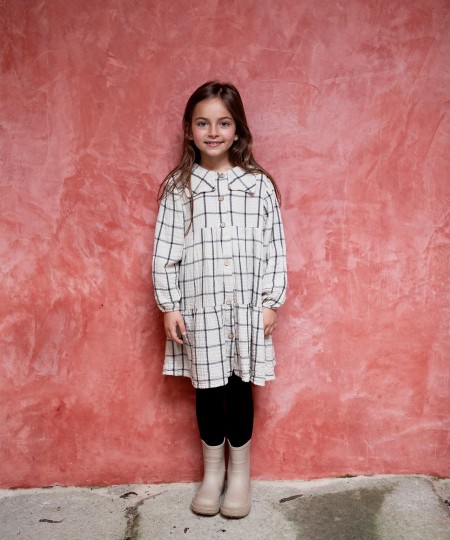 Vestido em tecido com padrão xadrez