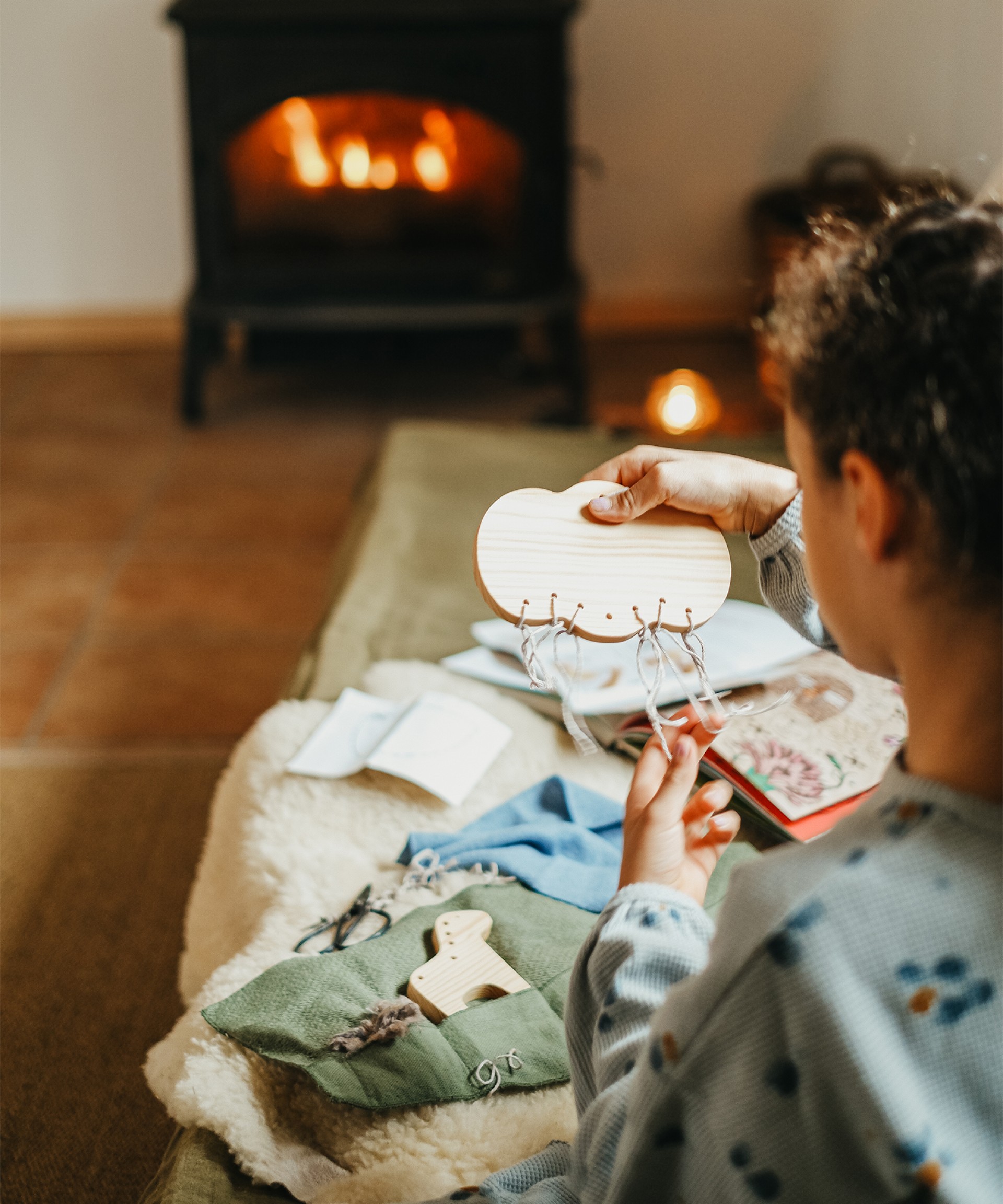 Take your little horse out of the rain | Wooden Memories